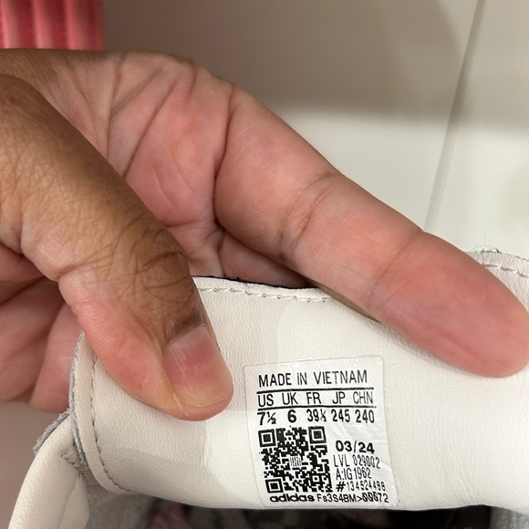 Adidas Women’s Samba OG Sneakers - Picture 9 of 10